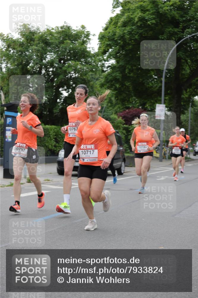 15.06.2025 - REWE Women's Run Jannik Wohlers http://msf.ph/oto/7933824 15.06.2025 08:25:26 Laufen 10797, 10767, 10717, 10183 meine-sportfotos.de