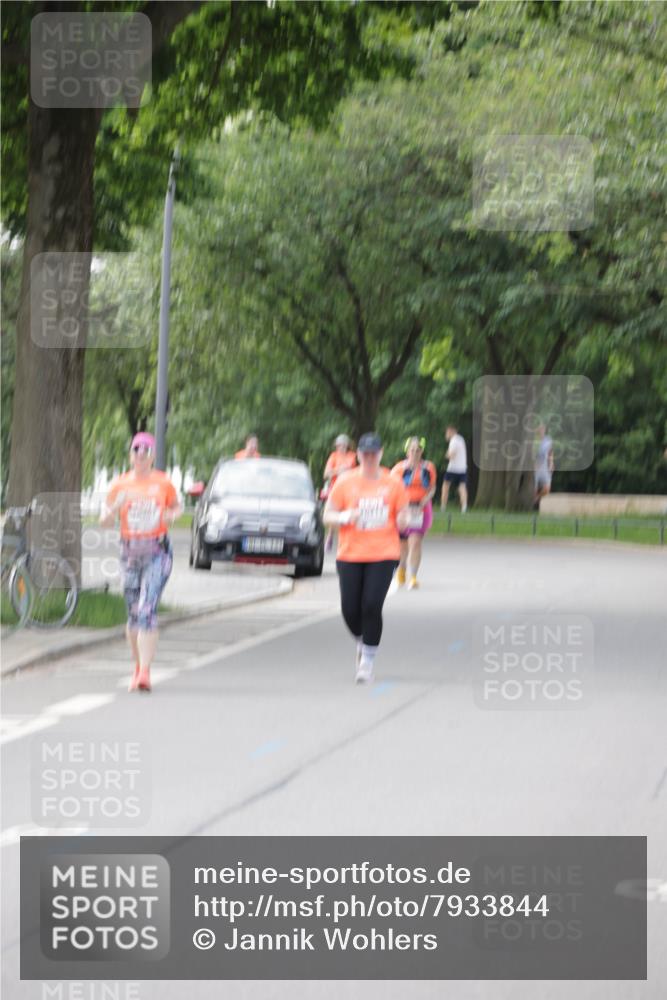 15.06.2025 - REWE Women's Run Jannik Wohlers http://msf.ph/oto/7933844 15.06.2025 08:34:12 Laufen  meine-sportfotos.de