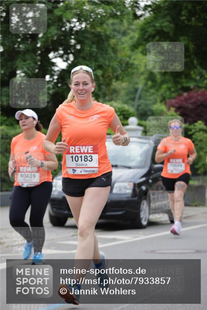 15.06.2025 - REWE Women's Run Jannik Wohlers http://msf.ph/oto/7933857 15.06.2025 08:25:27 Laufen 10435, 10183, 10659 meine-sportfotos.de