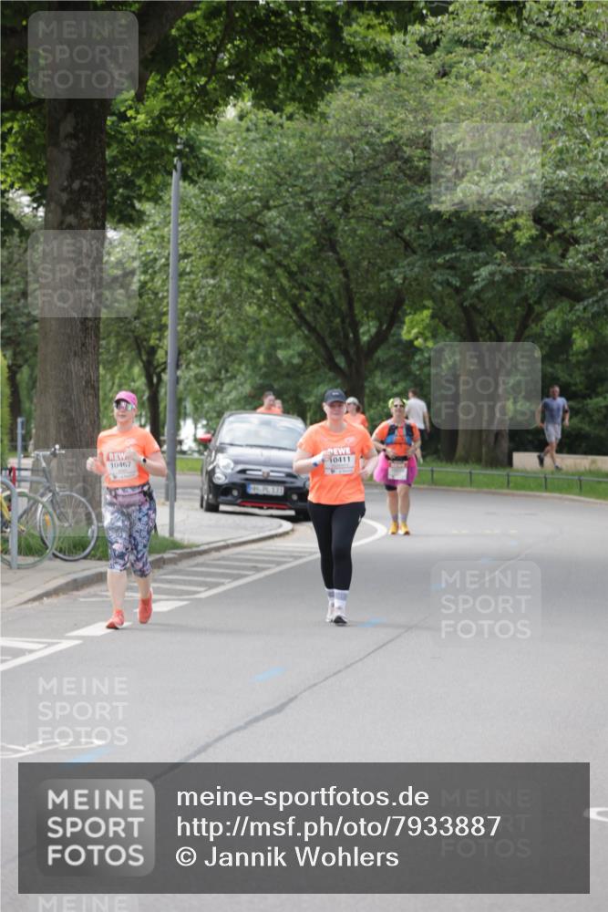 15.06.2025 - REWE Women's Run Jannik Wohlers http://msf.ph/oto/7933887 15.06.2025 08:34:12 Laufen 10411 meine-sportfotos.de