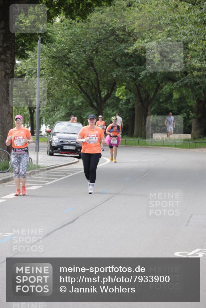15.06.2025 - REWE Women's Run Jannik Wohlers http://msf.ph/oto/7933900 15.06.2025 08:34:12 Laufen 10467, 10411 meine-sportfotos.de