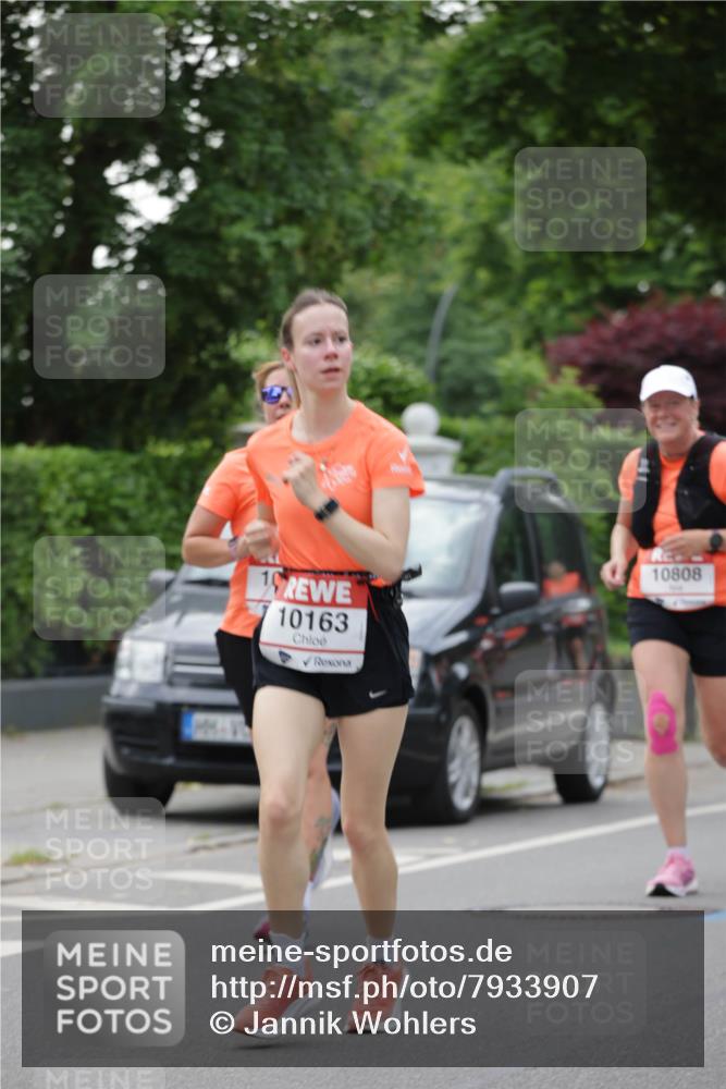15.06.2025 - REWE Women's Run Jannik Wohlers http://msf.ph/oto/7933907 15.06.2025 08:25:29 Laufen 19, 10163, 10808 meine-sportfotos.de