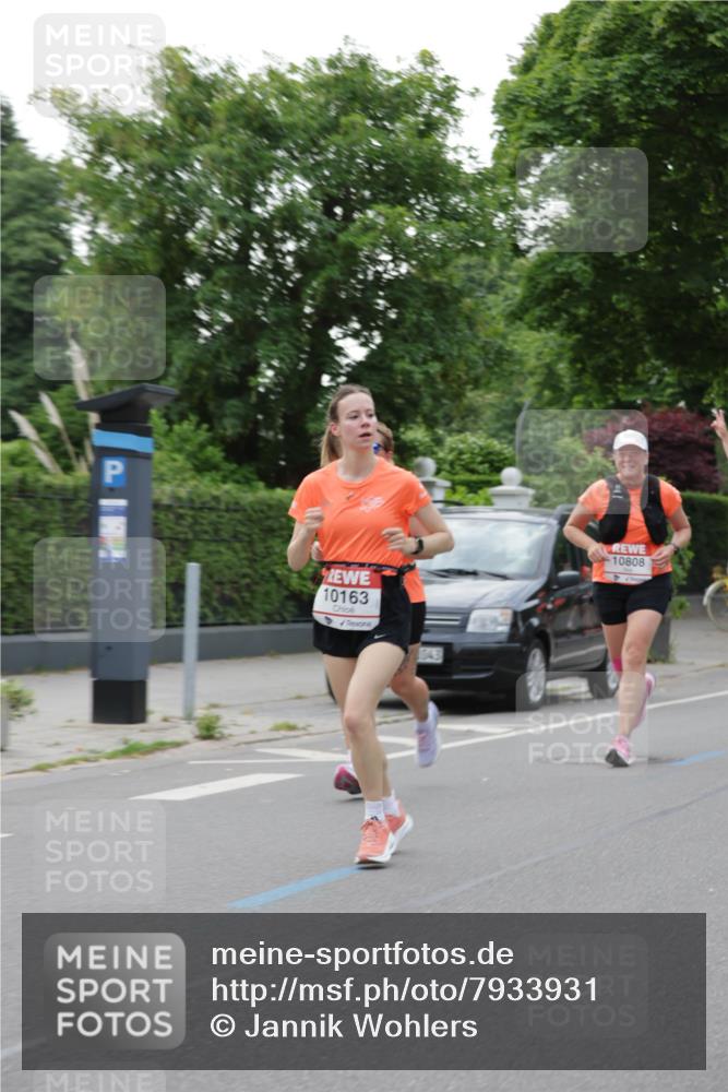 15.06.2025 - REWE Women's Run Jannik Wohlers http://msf.ph/oto/7933931 15.06.2025 08:25:29 Laufen 10163, 10808 meine-sportfotos.de
