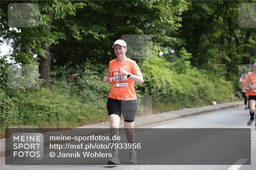 15.06.2025 - REWE Women's Run Jannik Wohlers http://msf.ph/oto/7933956 15.06.2025 10:12:00 Laufen 5267 meine-sportfotos.de