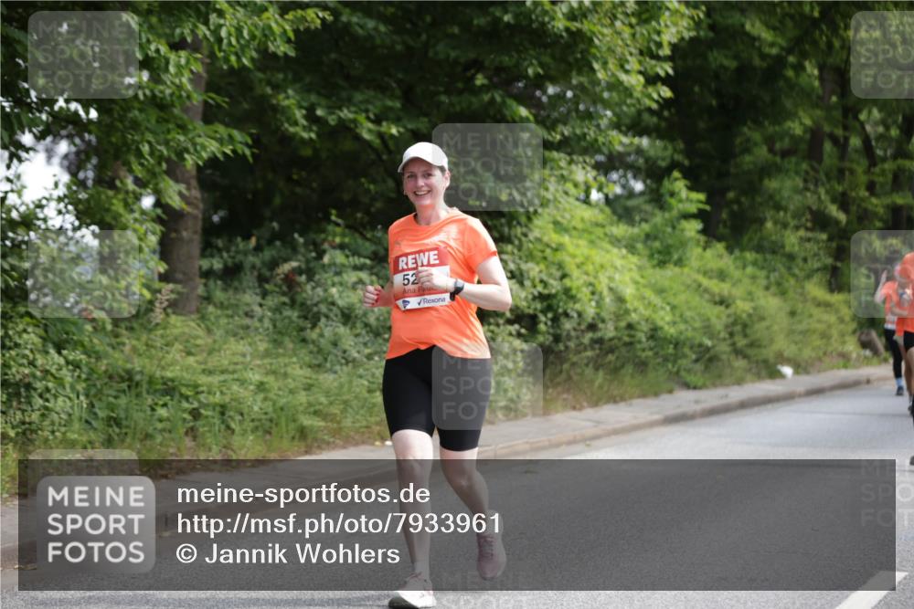 15.06.2025 - REWE Women's Run Jannik Wohlers http://msf.ph/oto/7933961 15.06.2025 10:12:01 Laufen 52 meine-sportfotos.de