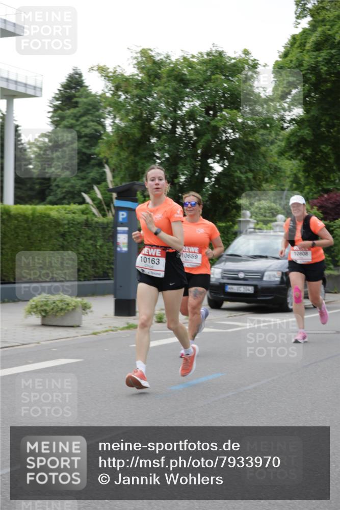 15.06.2025 - REWE Women's Run Jannik Wohlers http://msf.ph/oto/7933970 15.06.2025 08:25:30 Laufen 10163, 10659, 45, 3145, 10808 meine-sportfotos.de