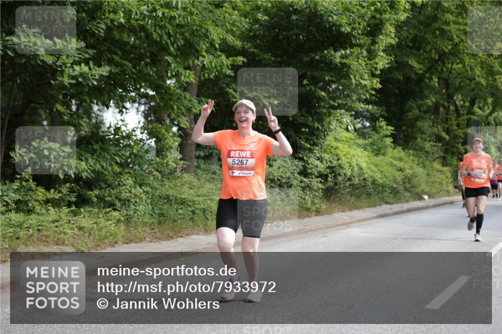15.06.2025 - REWE Women's Run Jannik Wohlers http://msf.ph/oto/7933972 15.06.2025 10:12:01 Laufen 5267, 200 meine-sportfotos.de