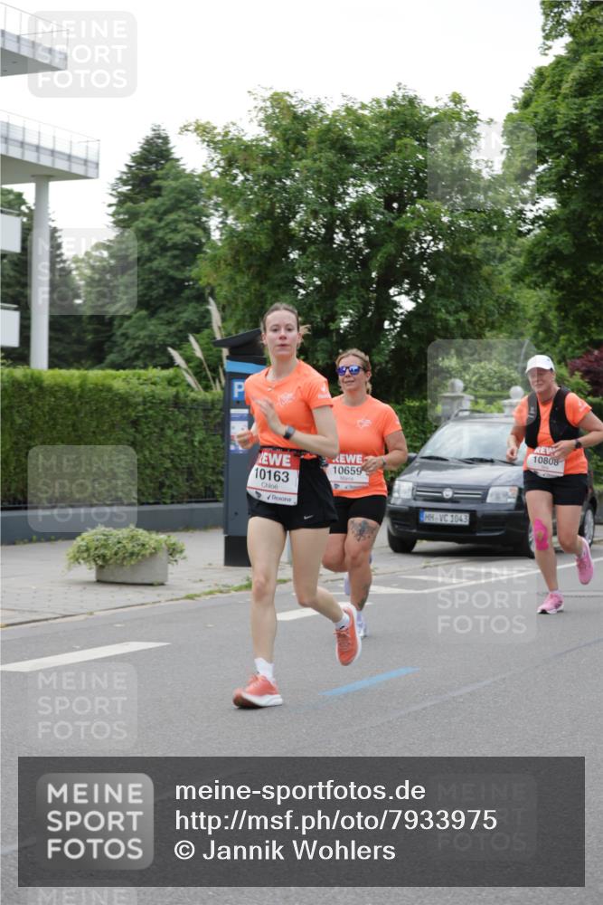 15.06.2025 - REWE Women's Run Jannik Wohlers http://msf.ph/oto/7933975 15.06.2025 08:25:30 Laufen 10163, 10659, 1043, 10808 meine-sportfotos.de