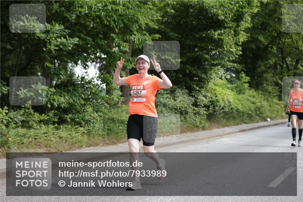 15.06.2025 - REWE Women's Run Jannik Wohlers http://msf.ph/oto/7933989 15.06.2025 10:12:01 Laufen 5267, 5200 meine-sportfotos.de