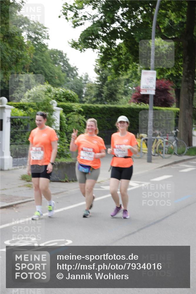 15.06.2025 - REWE Women's Run Jannik Wohlers http://msf.ph/oto/7934016 15.06.2025 08:34:36 Laufen  meine-sportfotos.de