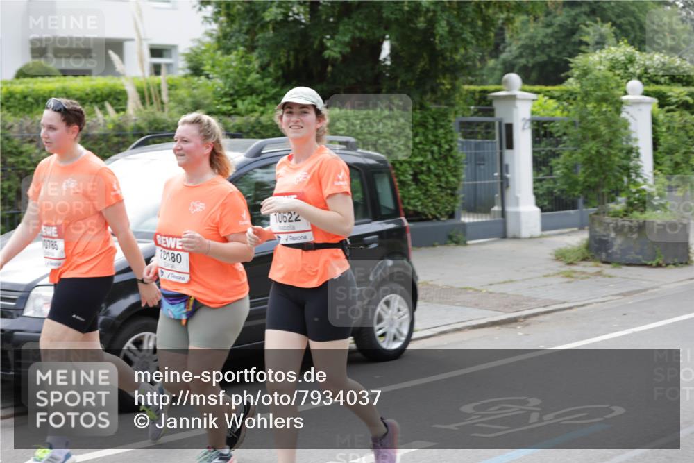 15.06.2025 - REWE Women's Run Jannik Wohlers http://msf.ph/oto/7934037 15.06.2025 08:34:38 Laufen 10785, 10180, 10622 meine-sportfotos.de