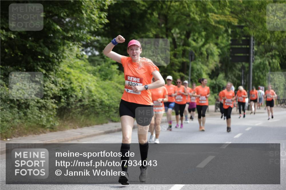 15.06.2025 - REWE Women's Run Jannik Wohlers http://msf.ph/oto/7934043 15.06.2025 10:12:04 Laufen 5200, 8609 meine-sportfotos.de