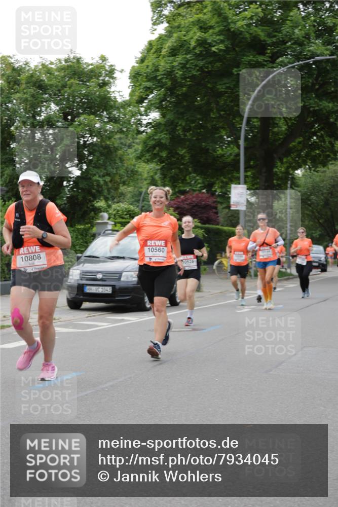 15.06.2025 - REWE Women's Run Jannik Wohlers http://msf.ph/oto/7934045 15.06.2025 08:25:31 Laufen 10808, 10560, 10525 meine-sportfotos.de