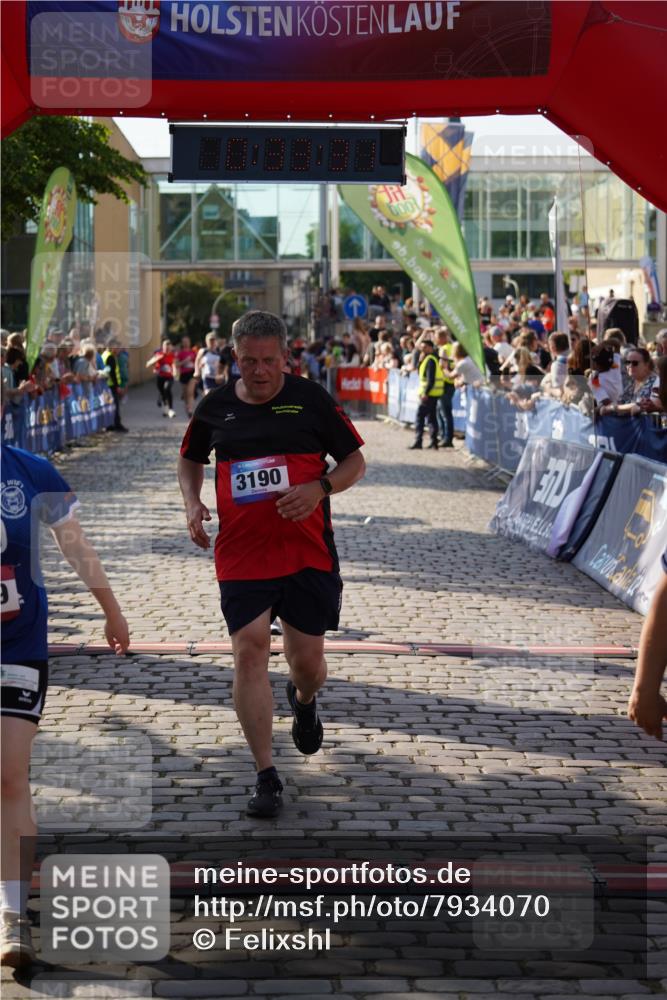 13.06.2025 - Holstenköstenlauf Felixshl http://msf.ph/oto/7934070 13.06.2025 18:03:32 Laufen 2442, 2481, 2849, 2909, 3080, 3190, 3259, 3779, 3806, 3834 meine-sportfotos.de