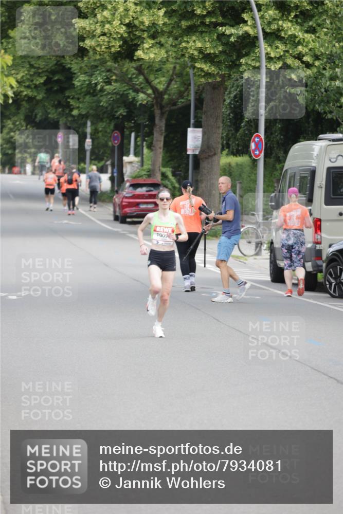 15.06.2025 - REWE Women's Run Jannik Wohlers http://msf.ph/oto/7934081 15.06.2025 08:34:44 Laufen 1009 meine-sportfotos.de