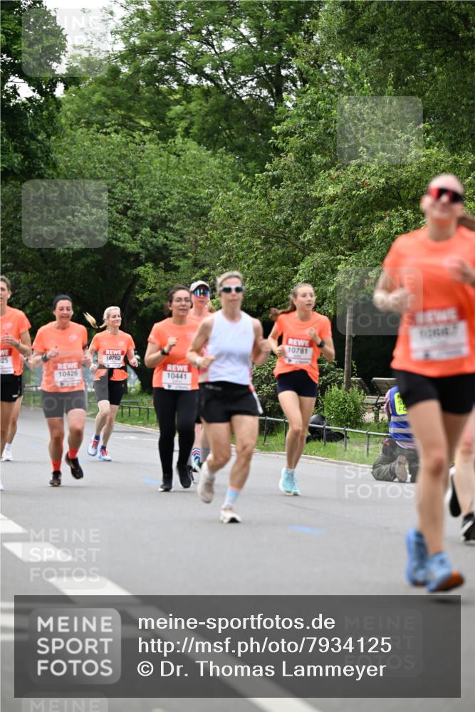 15.06.2025 - REWE Women's Run Dr. Thomas Lammeyer http://msf.ph/oto/7934125 15.06.2025 09:18:15 Laufen 10781, 10426, 10441 meine-sportfotos.de