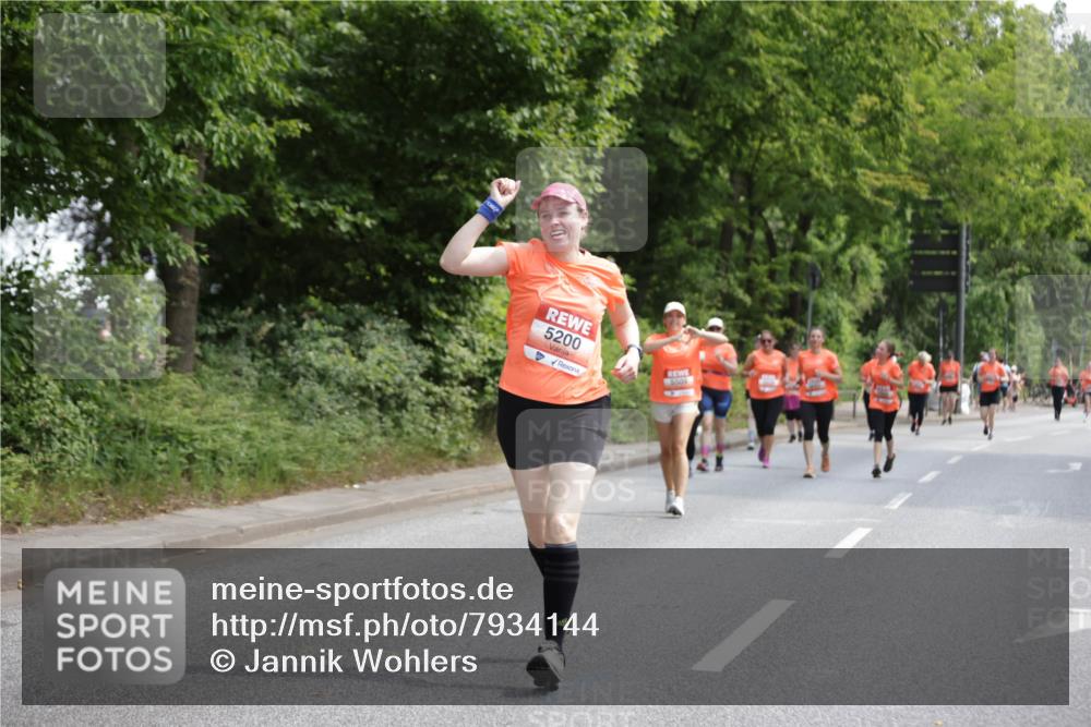 15.06.2025 - REWE Women's Run Jannik Wohlers http://msf.ph/oto/7934144 15.06.2025 10:12:05 Laufen 5200 meine-sportfotos.de
