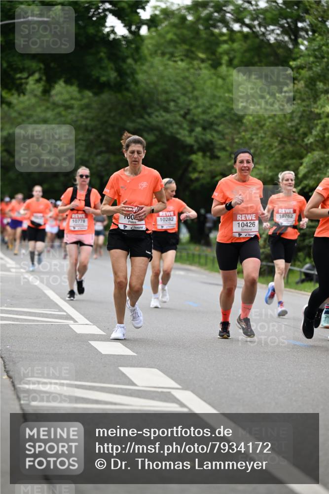 15.06.2025 - REWE Women's Run Dr. Thomas Lammeyer http://msf.ph/oto/7934172 15.06.2025 09:18:17 Laufen 10762, 10282, 10778, 10426 meine-sportfotos.de