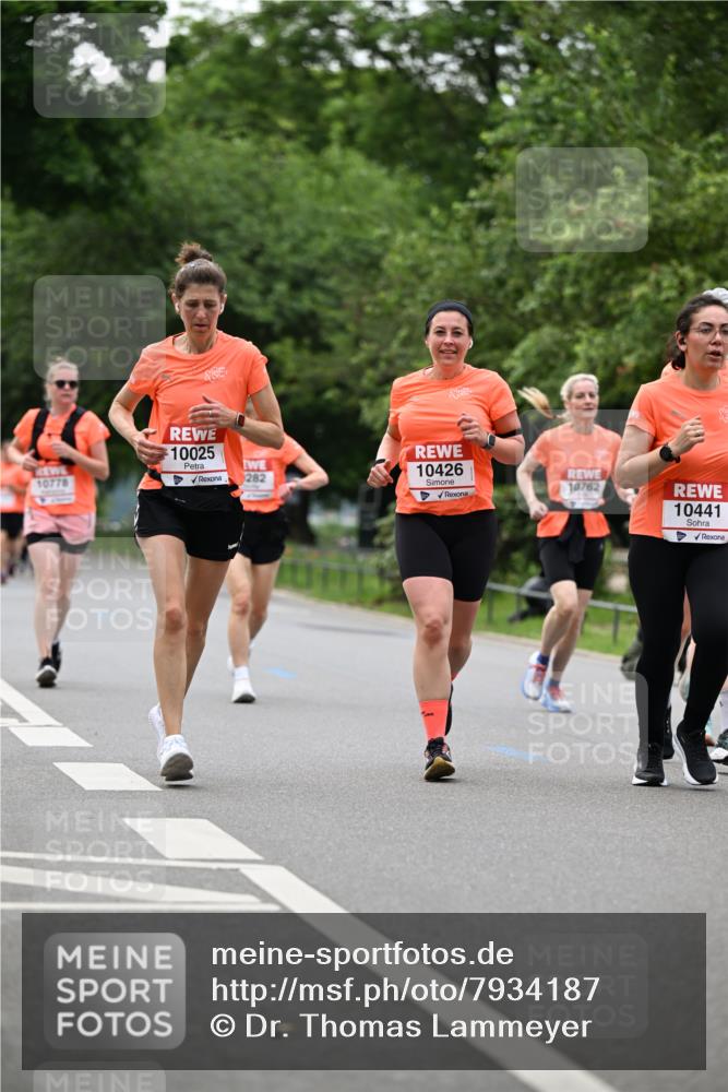 15.06.2025 - REWE Women's Run Dr. Thomas Lammeyer http://msf.ph/oto/7934187 15.06.2025 09:18:18 Laufen 10025, 10778, 282, 10426, 10762, 10441 meine-sportfotos.de