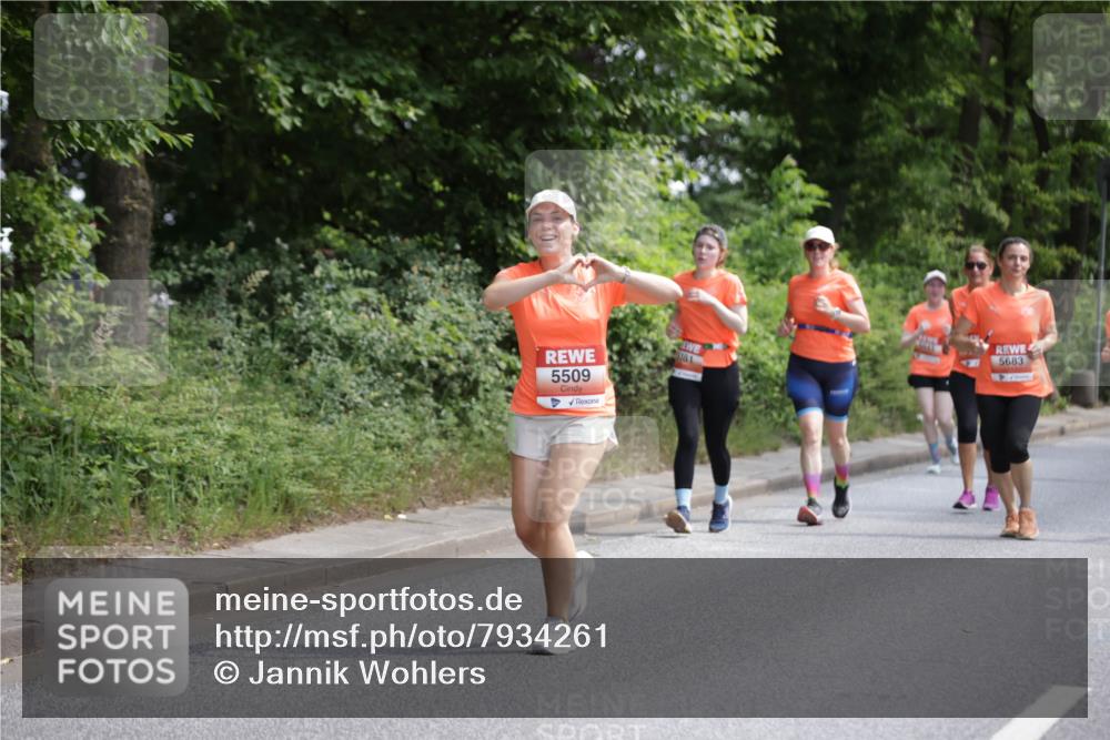 15.06.2025 - REWE Women's Run Jannik Wohlers http://msf.ph/oto/7934261 15.06.2025 10:12:07 Laufen 5509, 5181, 5683 meine-sportfotos.de