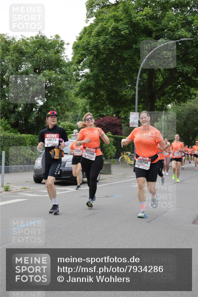 15.06.2025 - REWE Women's Run Jannik Wohlers http://msf.ph/oto/7934286 15.06.2025 08:25:35 Laufen 10673, 10366, 10756 meine-sportfotos.de