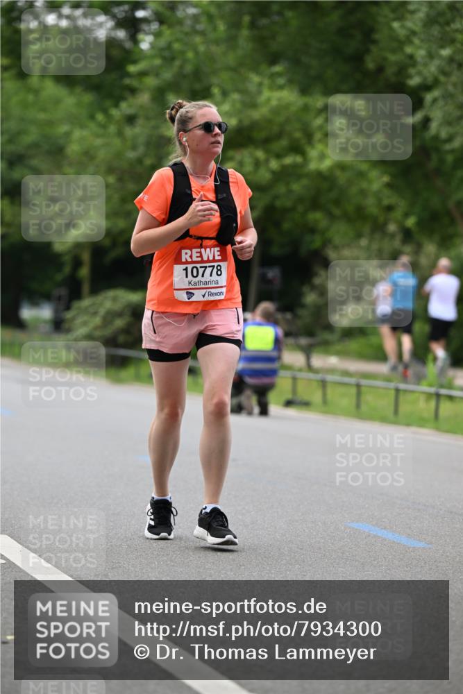 15.06.2025 - REWE Women's Run Dr. Thomas Lammeyer http://msf.ph/oto/7934300 15.06.2025 09:18:22 Laufen 10778 meine-sportfotos.de