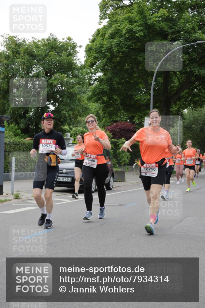 15.06.2025 - REWE Women's Run Jannik Wohlers http://msf.ph/oto/7934314 15.06.2025 08:25:36 Laufen 10673, 10588, 10366, 1043, 10756, 10241 meine-sportfotos.de