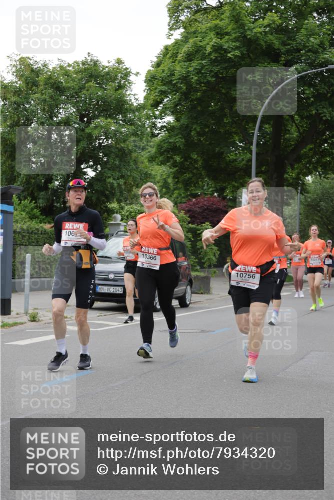 15.06.2025 - REWE Women's Run Jannik Wohlers http://msf.ph/oto/7934320 15.06.2025 08:25:36 Laufen 106, 10366, 10756, 1043 meine-sportfotos.de