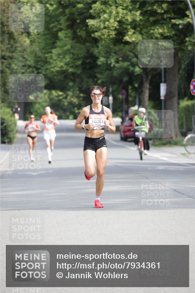 15.06.2025 - REWE Women's Run Jannik Wohlers http://msf.ph/oto/7934361 15.06.2025 08:37:44 Laufen 10361 meine-sportfotos.de