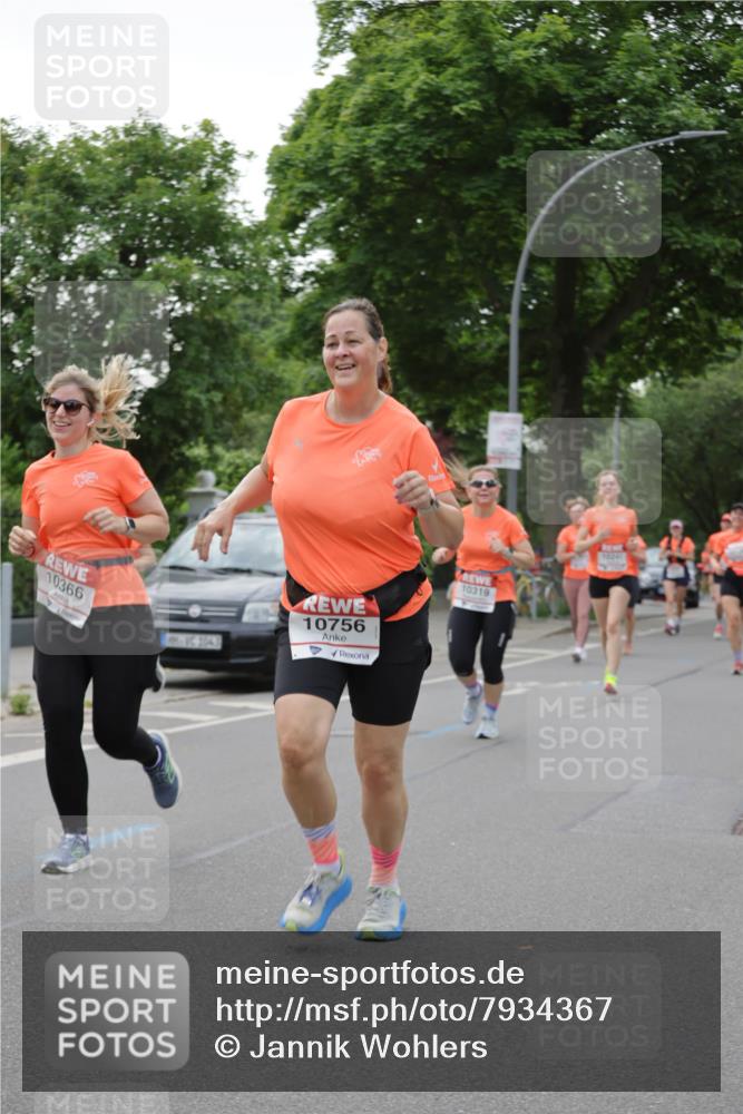 15.06.2025 - REWE Women's Run Jannik Wohlers http://msf.ph/oto/7934367 15.06.2025 08:25:36 Laufen 10366, 10756, 10319 meine-sportfotos.de