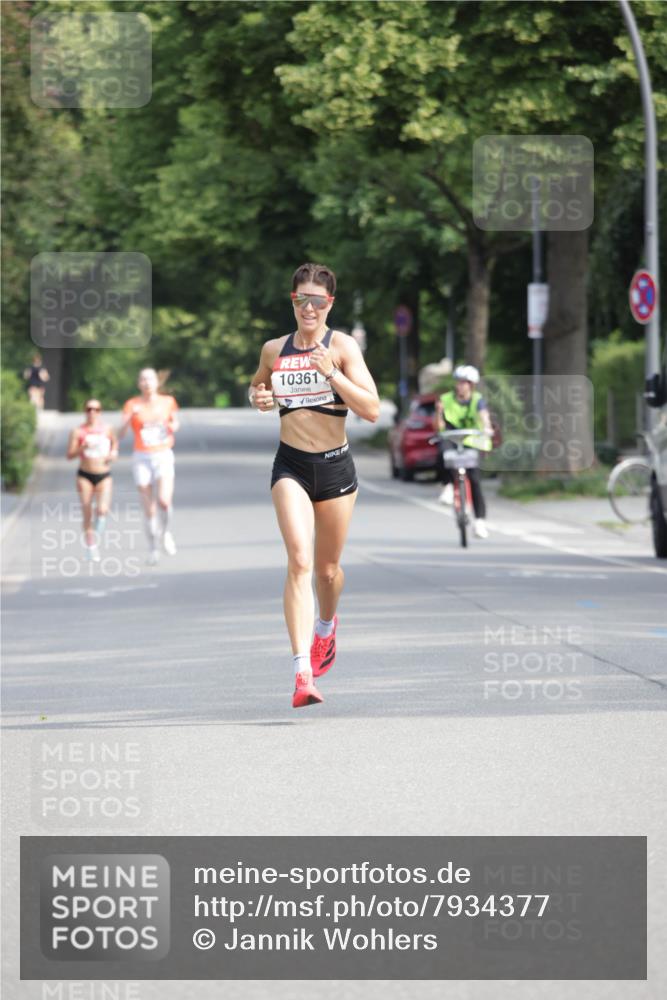 15.06.2025 - REWE Women's Run Jannik Wohlers http://msf.ph/oto/7934377 15.06.2025 08:37:44 Laufen 10361 meine-sportfotos.de