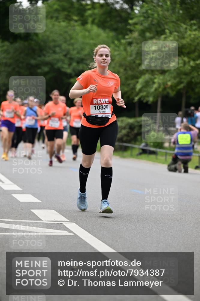 15.06.2025 - REWE Women's Run Dr. Thomas Lammeyer http://msf.ph/oto/7934387 15.06.2025 09:18:26 Laufen 10326 meine-sportfotos.de