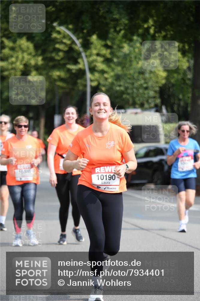 15.06.2025 - REWE Women's Run Jannik Wohlers http://msf.ph/oto/7934401 15.06.2025 09:52:09 Laufen 10385, 10190, 1000 meine-sportfotos.de