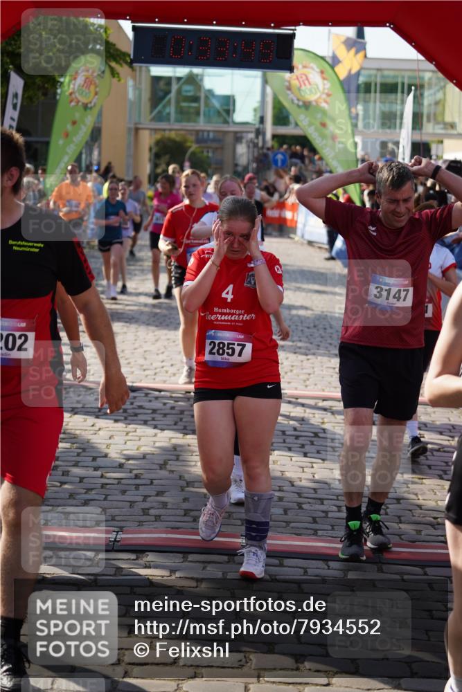 13.06.2025 - Holstenköstenlauf Felixshl http://msf.ph/oto/7934552 13.06.2025 18:03:50 Laufen 2017, 2192, 2573, 2666, 2832, 2833, 2857, 2859, 2886, 2946, 3091, 3147, 3202, 3204, 3274, 3596, 3611, 3612, 3799, 3837, 3902, 3908, 3964 meine-sportfotos.de