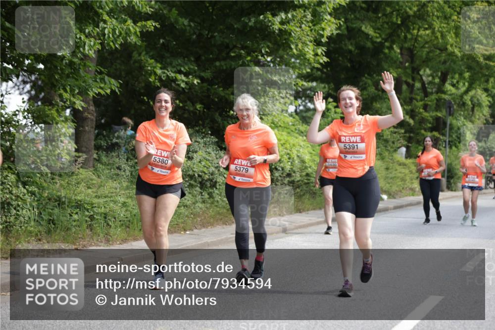 15.06.2025 - REWE Women's Run Jannik Wohlers http://msf.ph/oto/7934594 15.06.2025 10:12:22 Laufen 5380, 5379, 5630, 5391, 5541 meine-sportfotos.de