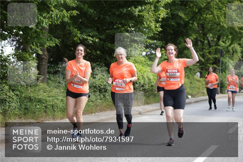 15.06.2025 - REWE Women's Run Jannik Wohlers http://msf.ph/oto/7934597 15.06.2025 10:12:22 Laufen 5380, 5379, 5630, 5391, 5541 meine-sportfotos.de