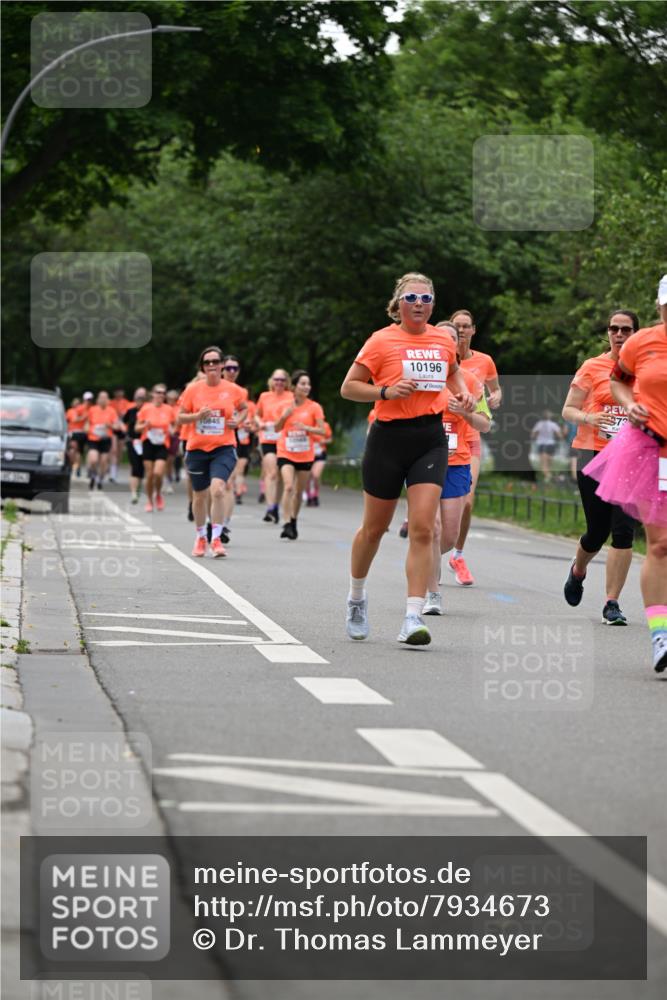 15.06.2025 - REWE Women's Run Dr. Thomas Lammeyer http://msf.ph/oto/7934673 15.06.2025 09:18:36 Laufen 10196 meine-sportfotos.de