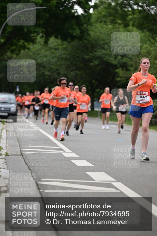 15.06.2025 - REWE Women's Run Dr. Thomas Lammeyer http://msf.ph/oto/7934695 15.06.2025 09:18:39 Laufen 40, 10371 meine-sportfotos.de