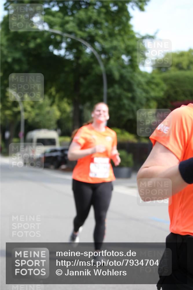 15.06.2025 - REWE Women's Run Jannik Wohlers http://msf.ph/oto/7934704 15.06.2025 09:52:24 Laufen  meine-sportfotos.de