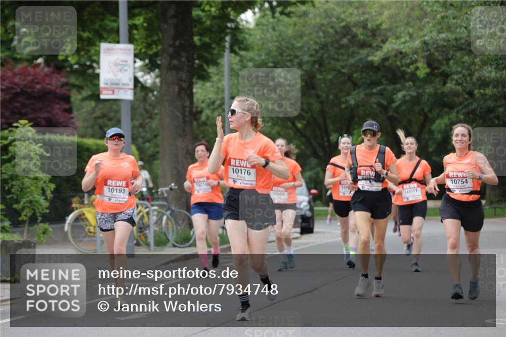 15.06.2025 - REWE Women's Run Jannik Wohlers http://msf.ph/oto/7934748 15.06.2025 08:25:46 Laufen 10193, 10016, 10176, 10, 10069, 10071, 10754 meine-sportfotos.de