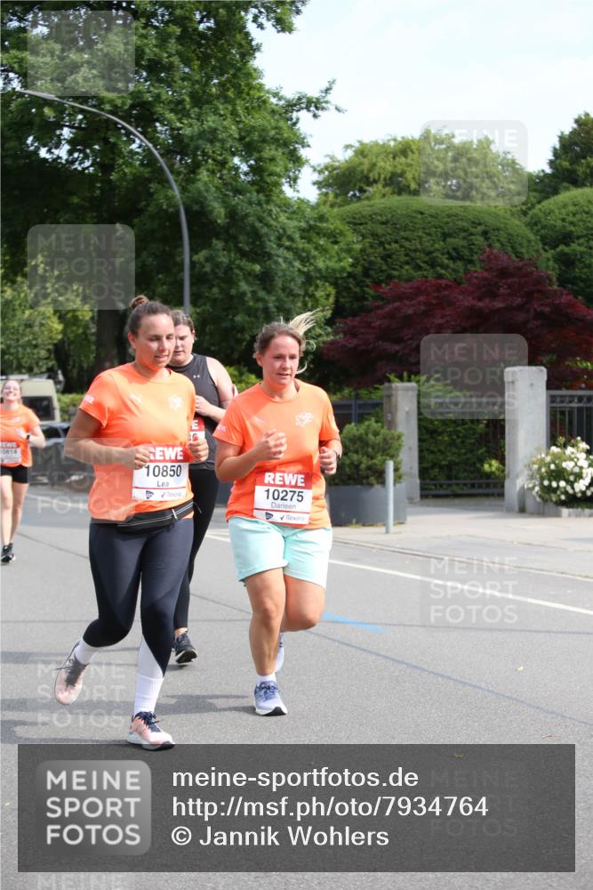 15.06.2025 - REWE Women's Run Jannik Wohlers http://msf.ph/oto/7934764 15.06.2025 09:52:36 Laufen 0814, 10850, 10275 meine-sportfotos.de