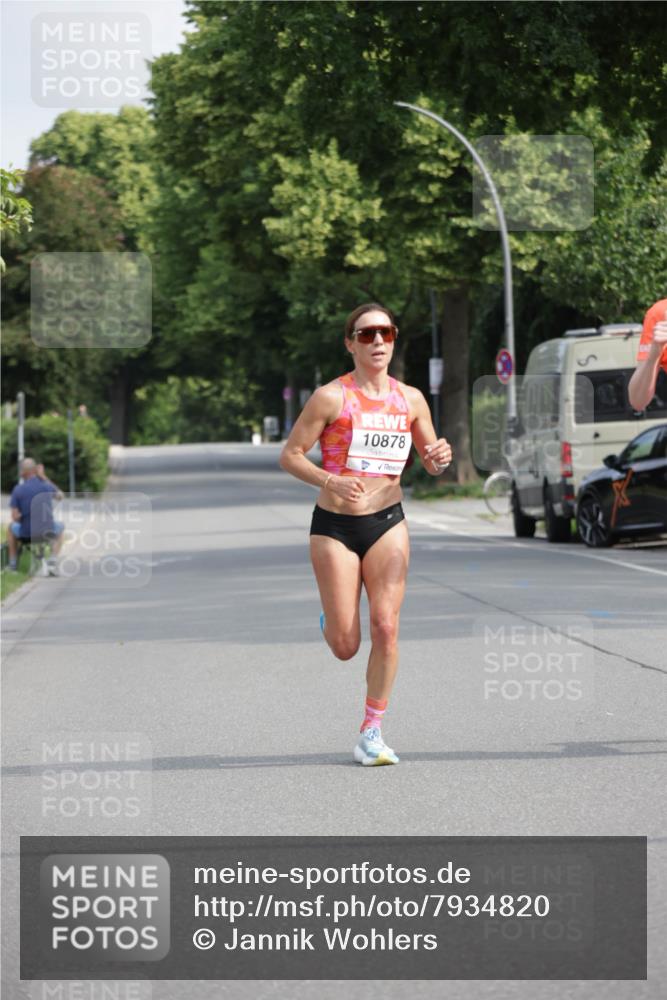 15.06.2025 - REWE Women's Run Jannik Wohlers http://msf.ph/oto/7934820 15.06.2025 08:37:53 Laufen 10878 meine-sportfotos.de