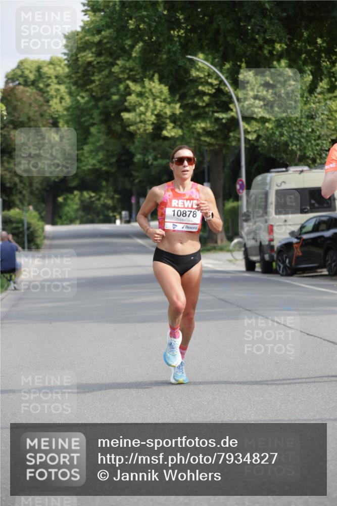 15.06.2025 - REWE Women's Run Jannik Wohlers http://msf.ph/oto/7934827 15.06.2025 08:37:54 Laufen 10878 meine-sportfotos.de