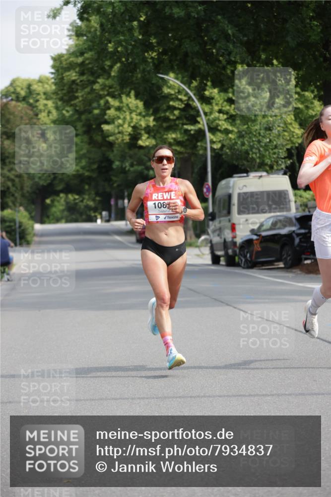 15.06.2025 - REWE Women's Run Jannik Wohlers http://msf.ph/oto/7934837 15.06.2025 08:37:54 Laufen 108 meine-sportfotos.de
