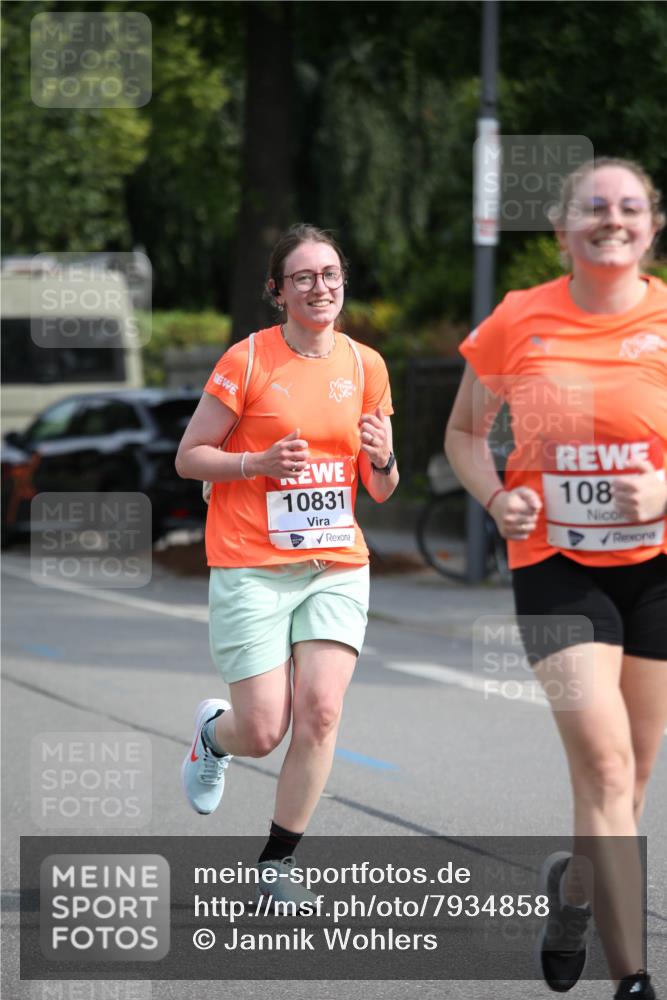 15.06.2025 - REWE Women's Run Jannik Wohlers http://msf.ph/oto/7934858 15.06.2025 09:52:39 Laufen 10831, 108 meine-sportfotos.de