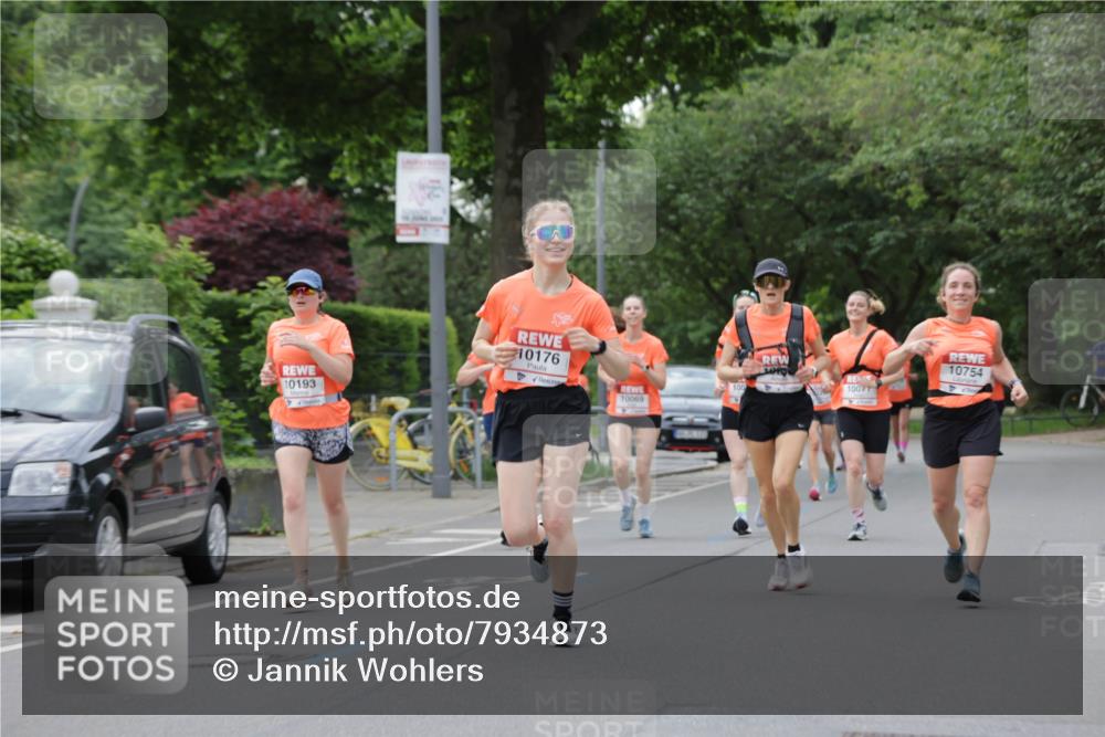 15.06.2025 - REWE Women's Run Jannik Wohlers http://msf.ph/oto/7934873 15.06.2025 08:25:47 Laufen 10193, 10176, 10754, 10077, 100, 10069, 107 meine-sportfotos.de
