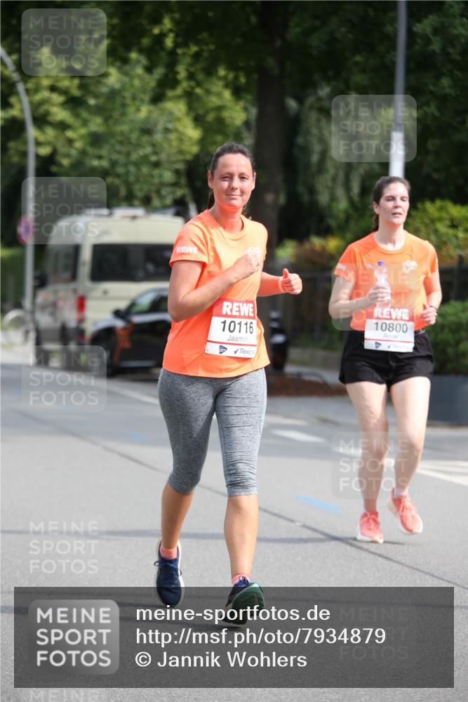 15.06.2025 - REWE Women's Run Jannik Wohlers http://msf.ph/oto/7934879 15.06.2025 09:52:44 Laufen 10116, 10800 meine-sportfotos.de