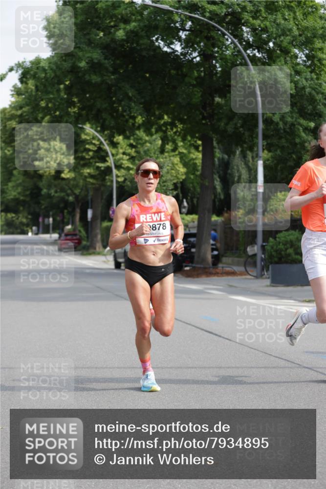 15.06.2025 - REWE Women's Run Jannik Wohlers http://msf.ph/oto/7934895 15.06.2025 08:37:54 Laufen 878 meine-sportfotos.de
