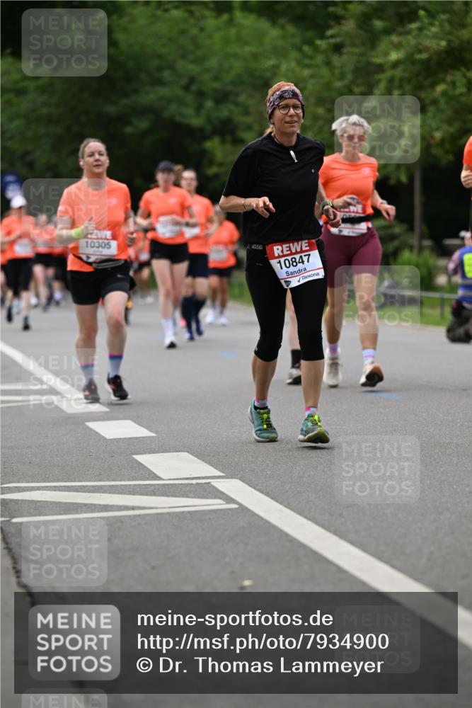 15.06.2025 - REWE Women's Run Dr. Thomas Lammeyer http://msf.ph/oto/7934900 15.06.2025 09:18:52 Laufen 10305, 10847 meine-sportfotos.de