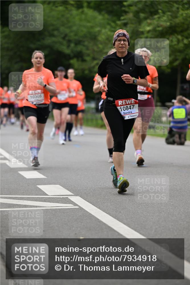 15.06.2025 - REWE Women's Run Dr. Thomas Lammeyer http://msf.ph/oto/7934918 15.06.2025 09:18:52 Laufen 10305, 10847 meine-sportfotos.de